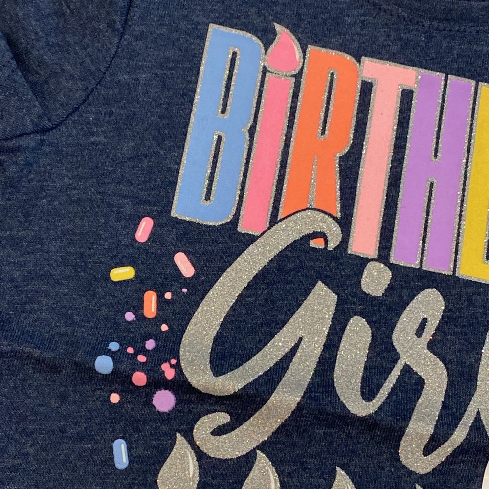 4/$20 Girls Sparkly Birthday t-shirt 3T xox - Picture 2 of 2